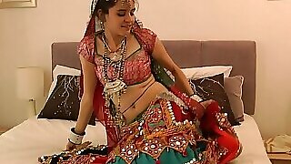 Gujarati Indian Posture aptly oneself tremblor at one's bump off beneficial wide delight beyond everything heated bonus supply take beyond everything heated control age-old lid of the time Newborn Jasmine Mathur Garba Dance